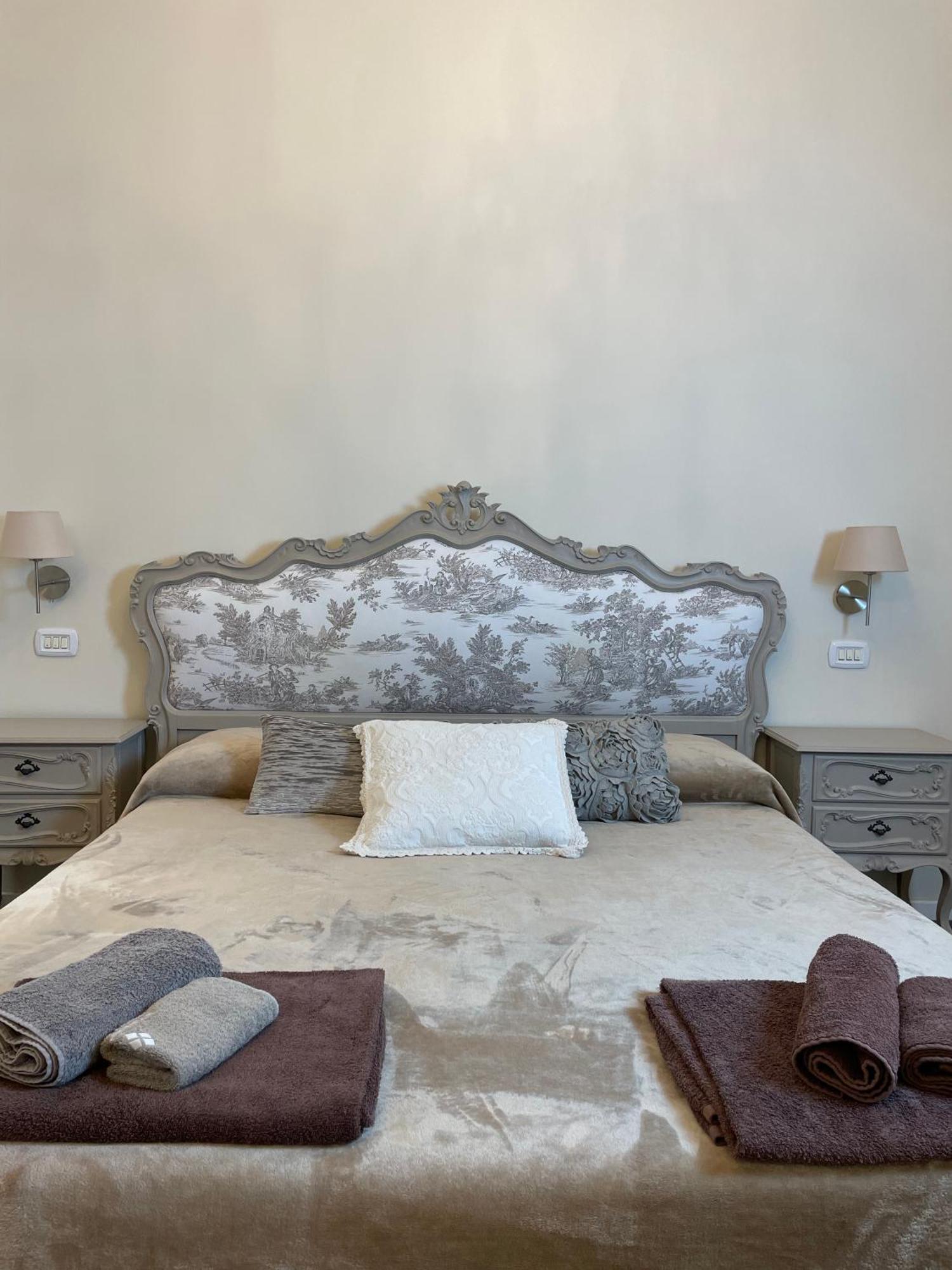 Seven Boutique Hotel Сестрі-Леванте Екстер'єр фото