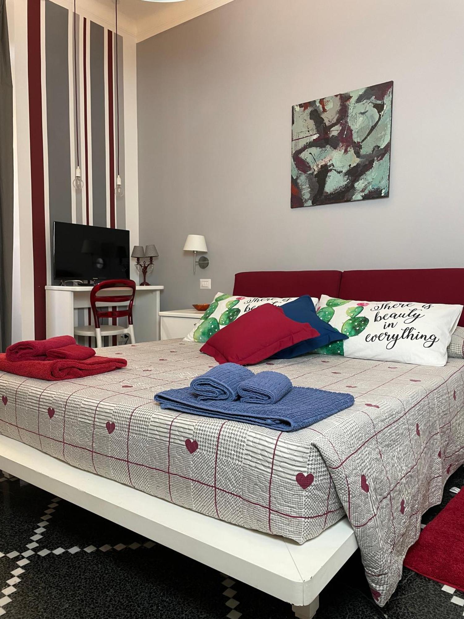 Seven Boutique Hotel Сестрі-Леванте Екстер'єр фото
